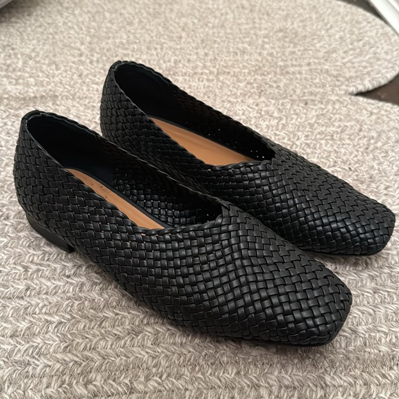 Loq Carolina Woven Flat - Picture 6 of 8